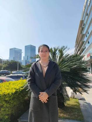 郭美文，个人照片