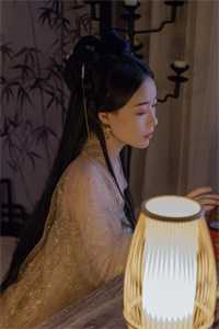 美女拉屎网站