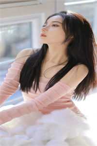 美女扒开尿囗