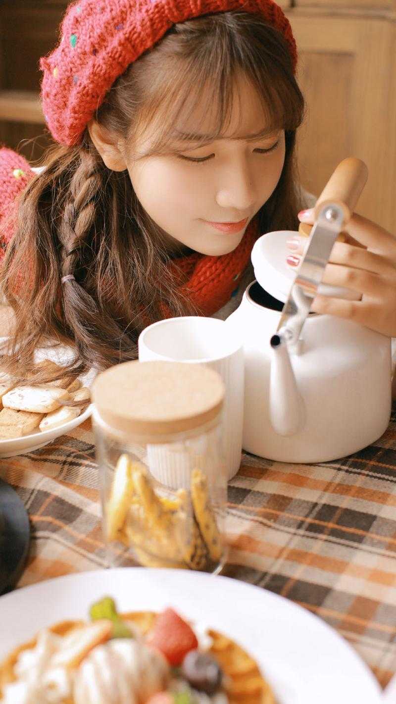 艳阳门无删照片1400还有视频