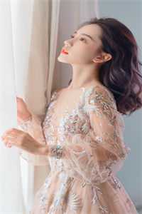 铃原爱蜜莉灰色毛衣