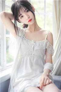 灰色裤子里面支起的小帐篷