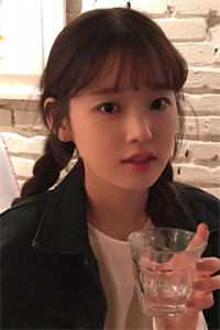 性软件one致敬韩寒app点播
