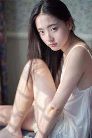 老妇女性较大毛片
