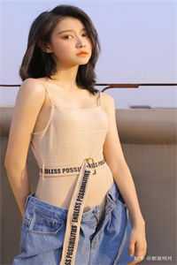 小雷与外婆和胡秀英