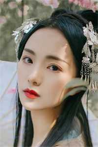 听着下面会湿的声音