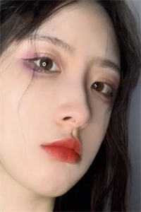 堀咲莉亚