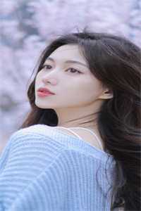 莉莉卡奥特曼的乳液
