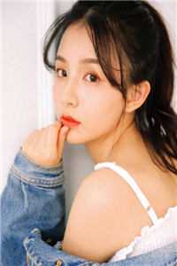 女生的胸长什么样