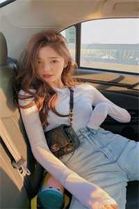 年轻的小姑子