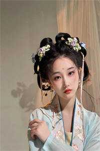 少年女仆库洛