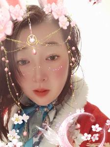 沉沦的女教师林雪儿