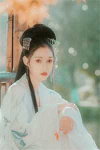 铃原爱蜜莉灰毛衣在线观看
