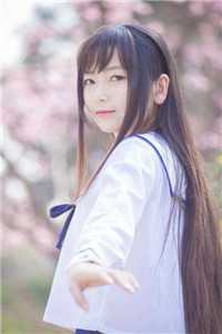 多人轮流进入花蕊