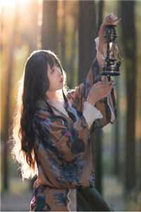 美女内裤露出