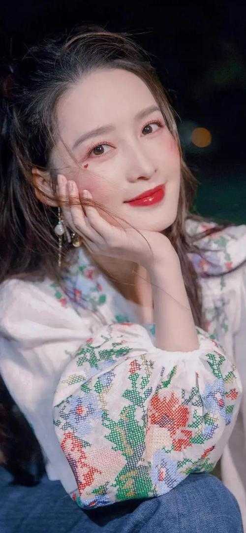 校花小希被jian第二部分