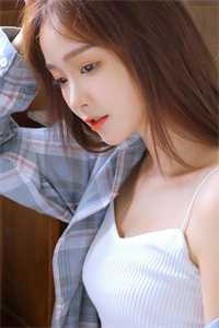在卧室征服美艳麻麻