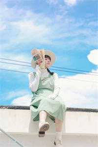 美女脱光衣服网站
