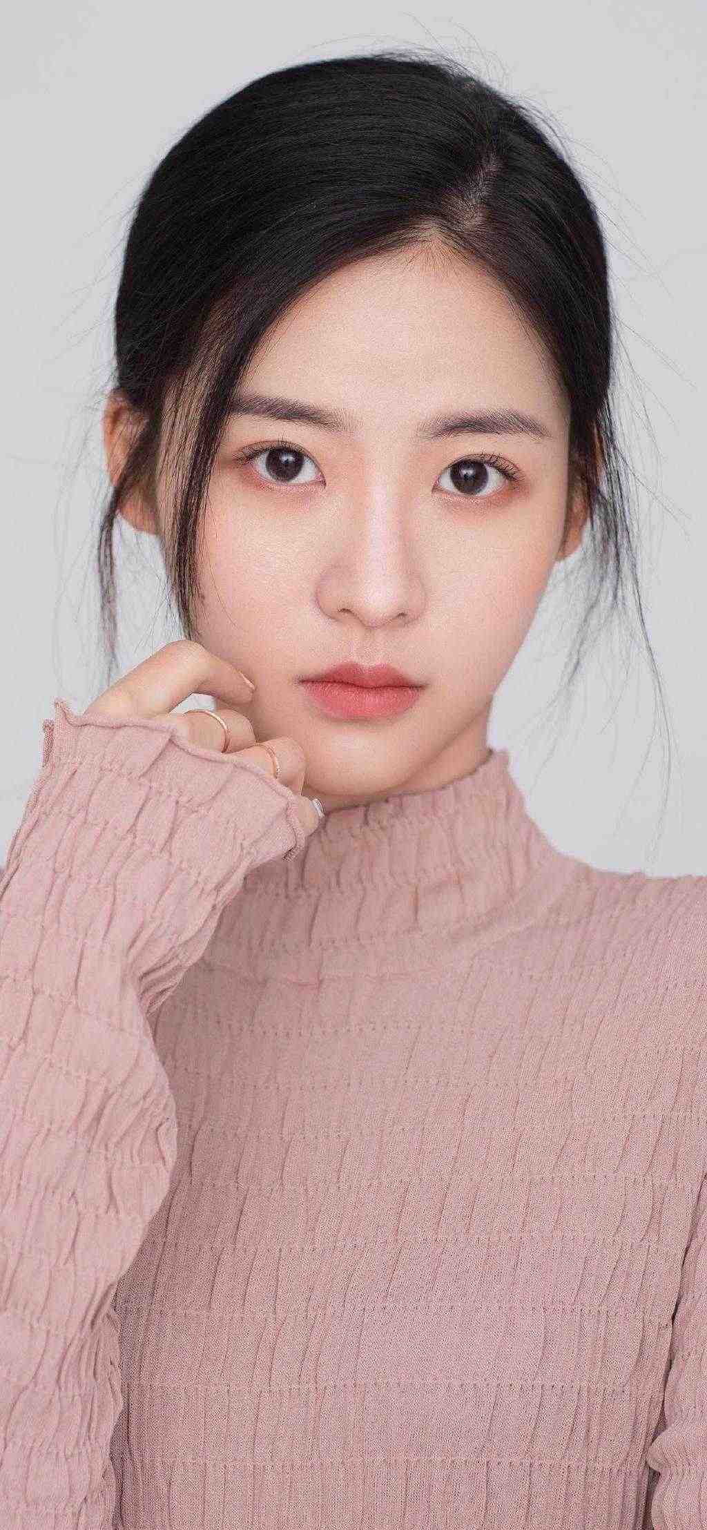 穿书女配远离男主竹马