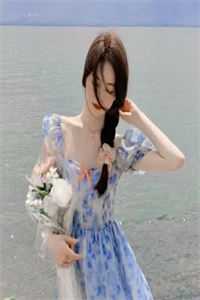 美女张开腿