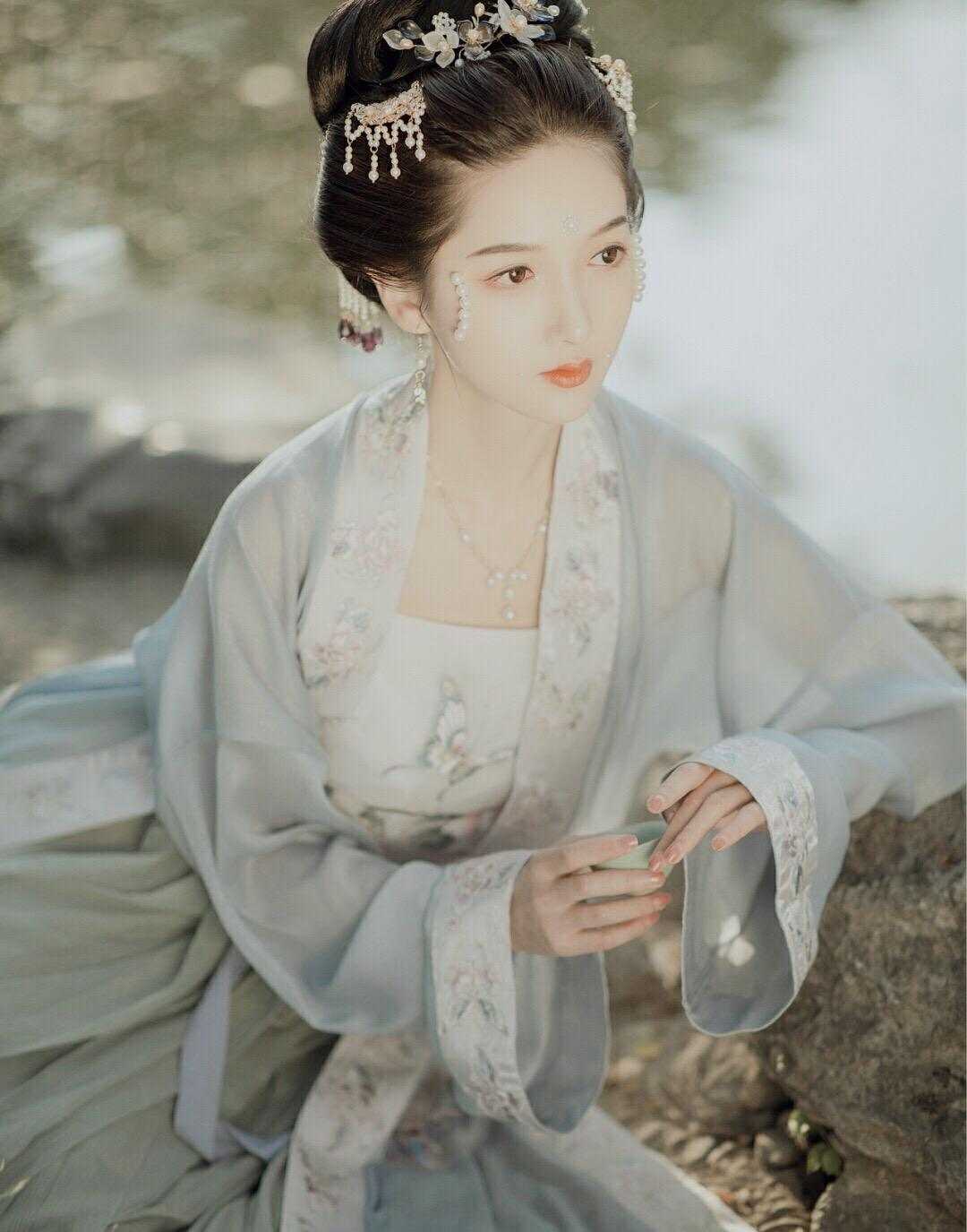 爱的精灵高清免费观看
