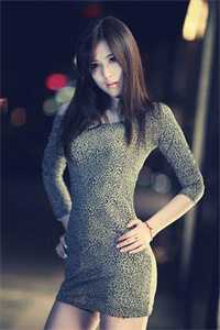 美女把腿开让我
