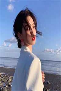 男生女生向前冲张娅