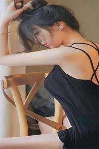 美女抖大胸